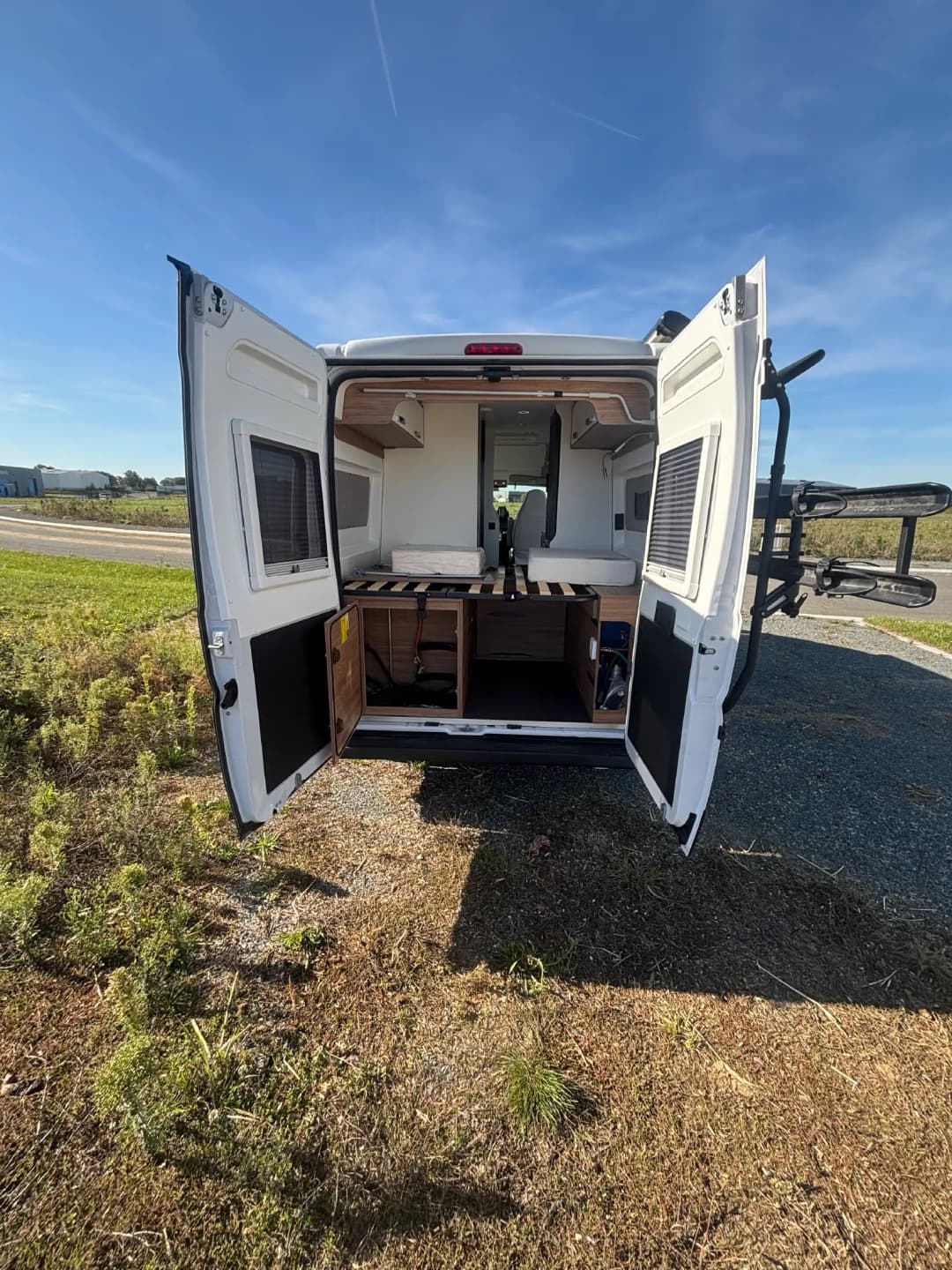 EXPLORER 3 – Blacksheep Van (photo 3)