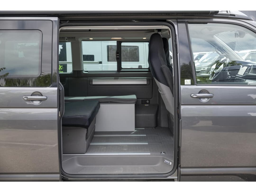 BEACH 4 – Blacksheep Van (photo 2)