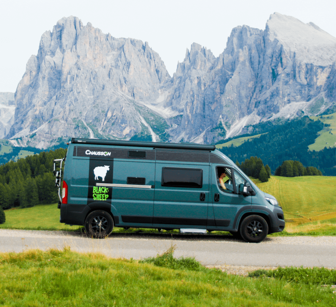 EXPLORER 4 – Blacksheep Van (photo 2)