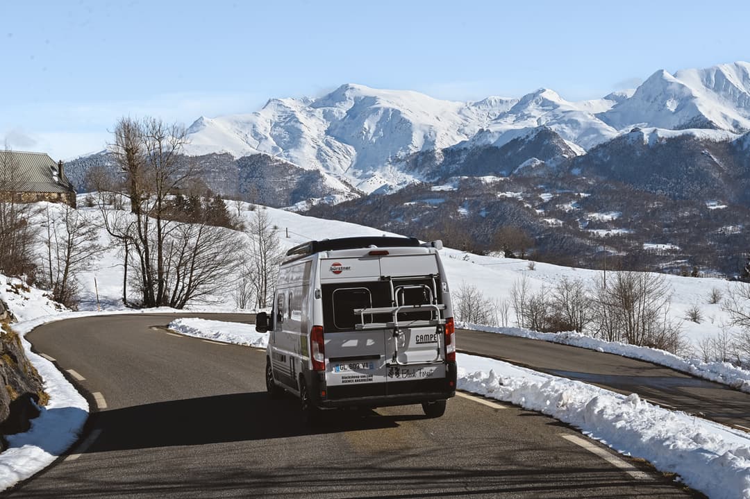 EXPLORER 4 WINTER – Blacksheep Van (photo 2)